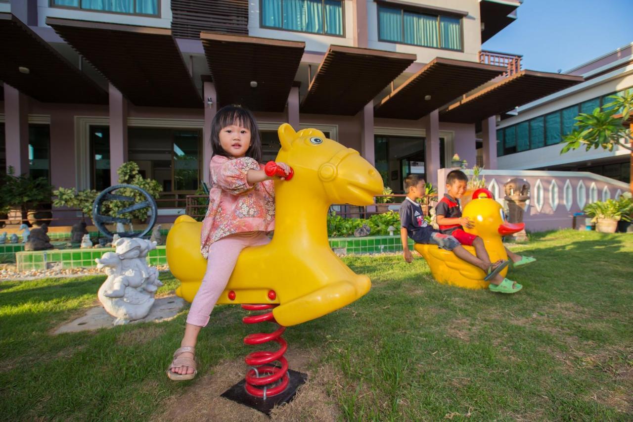 Phanomrungpuri Hotel Buriram Nang Rong Exteriér fotografie