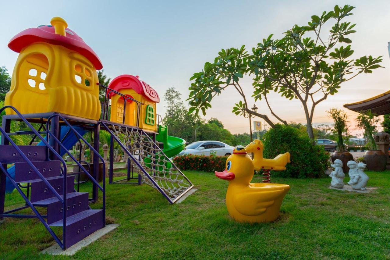 Phanomrungpuri Hotel Buriram Nang Rong Exteriér fotografie