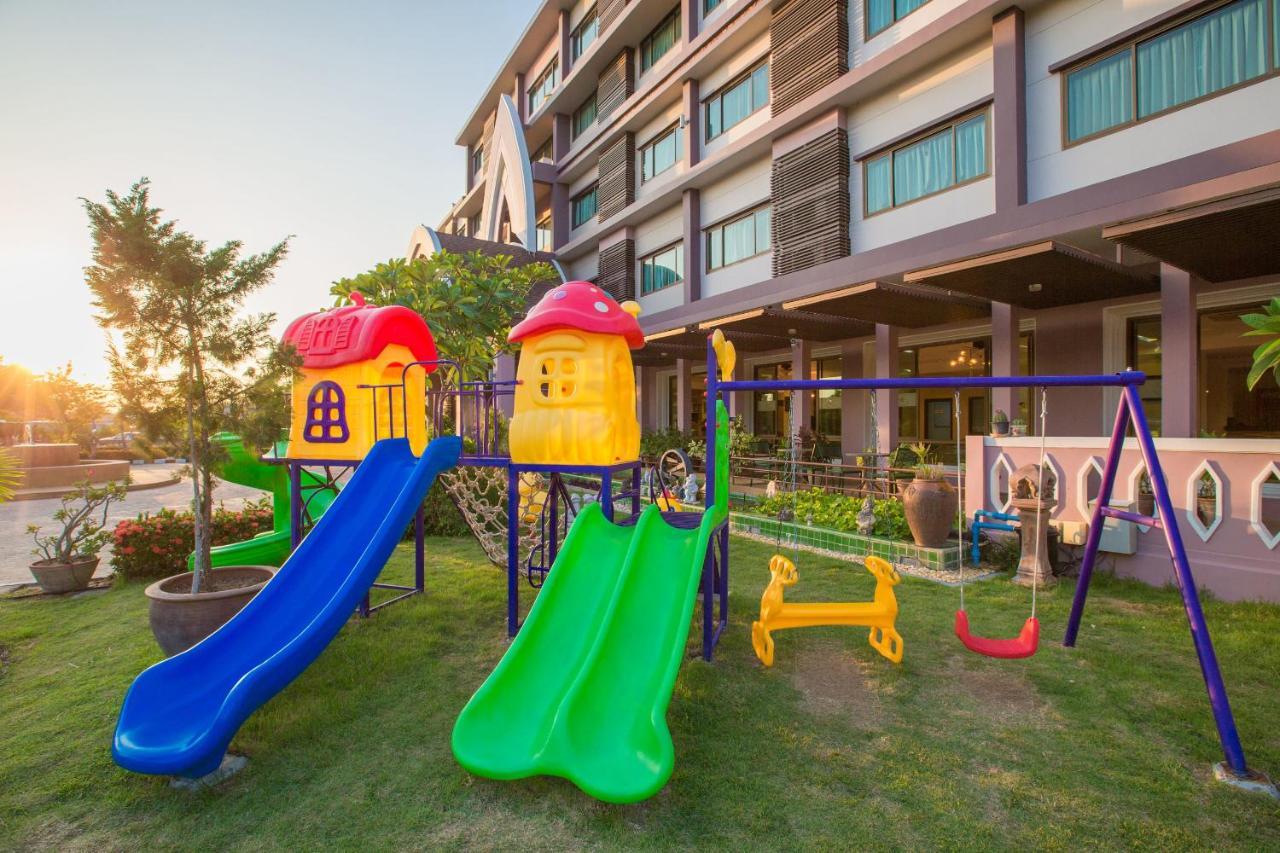 Phanomrungpuri Hotel Buriram Nang Rong Exteriér fotografie