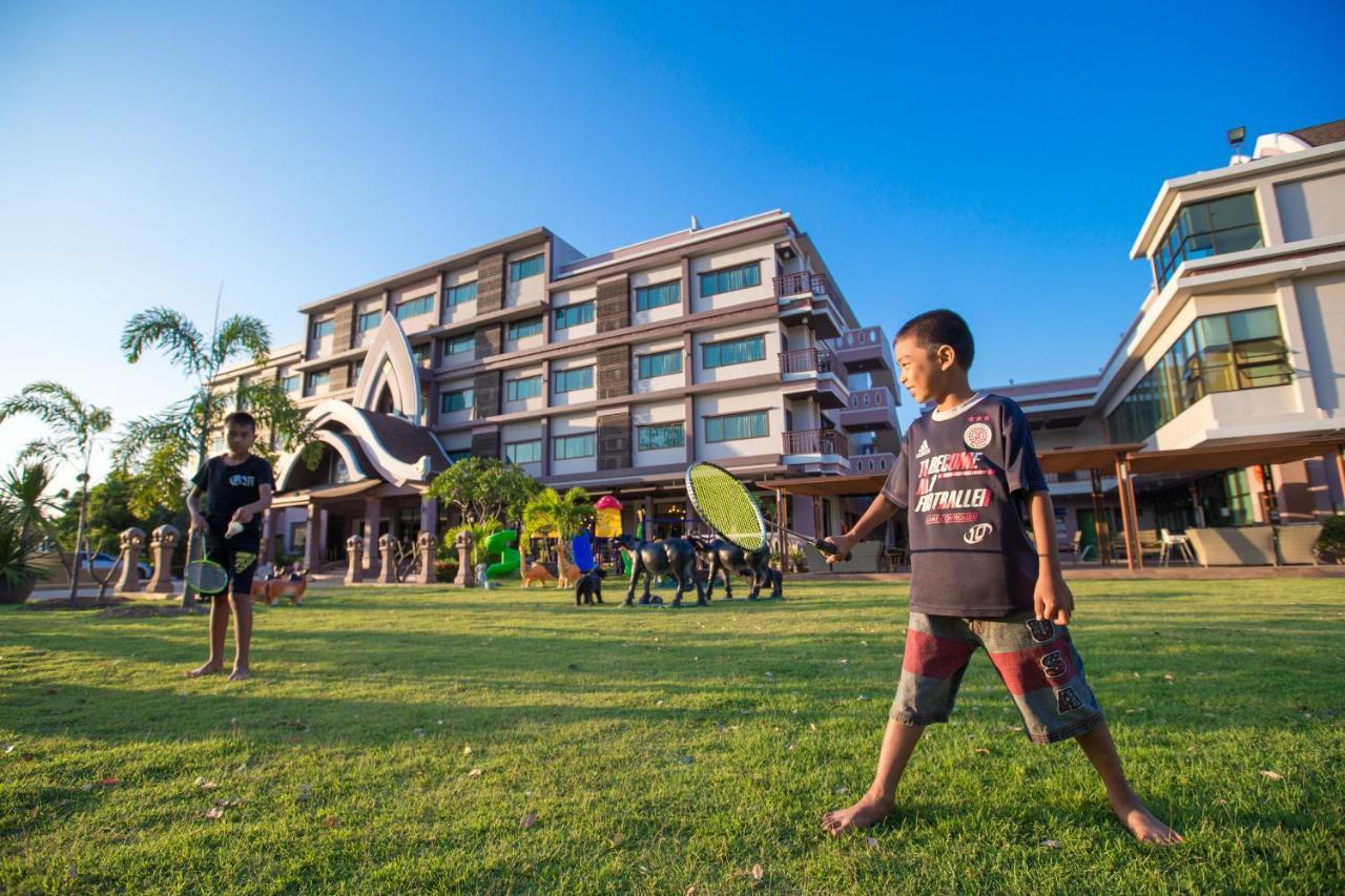 Phanomrungpuri Hotel Buriram Nang Rong Exteriér fotografie